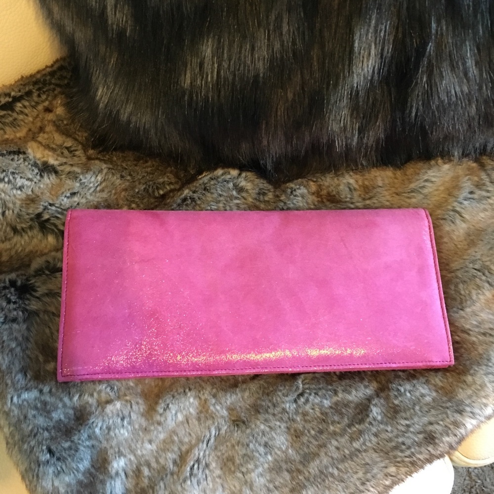 Betsy Johnson Luminus Fucsia Clutch - Picture 5 of 6
